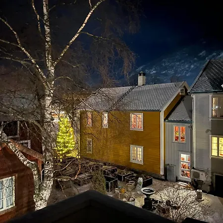 Sanden * Lærdalsøyri