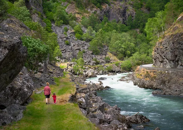 Sanden * Lærdalsøyri